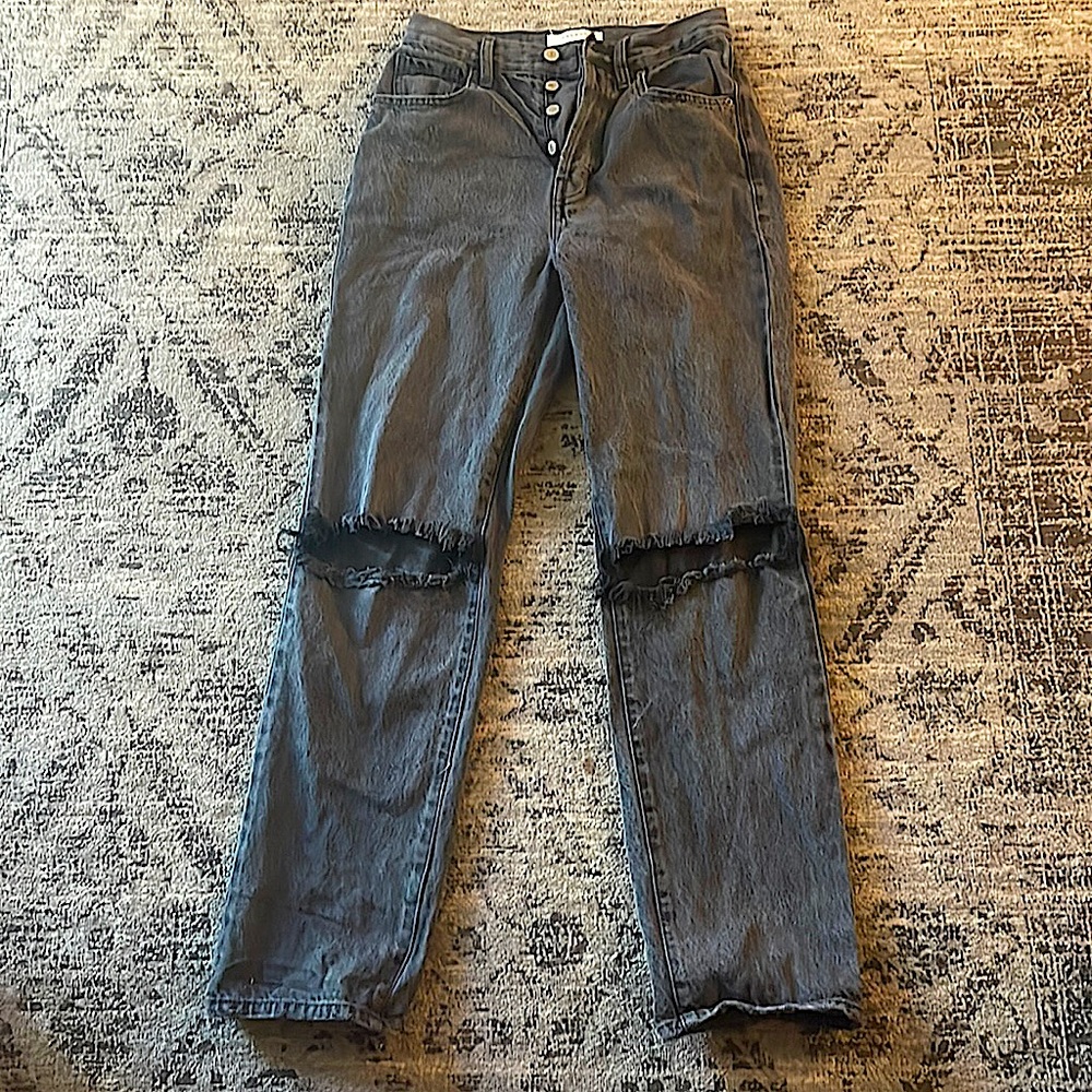 black pacsun distressed jeans